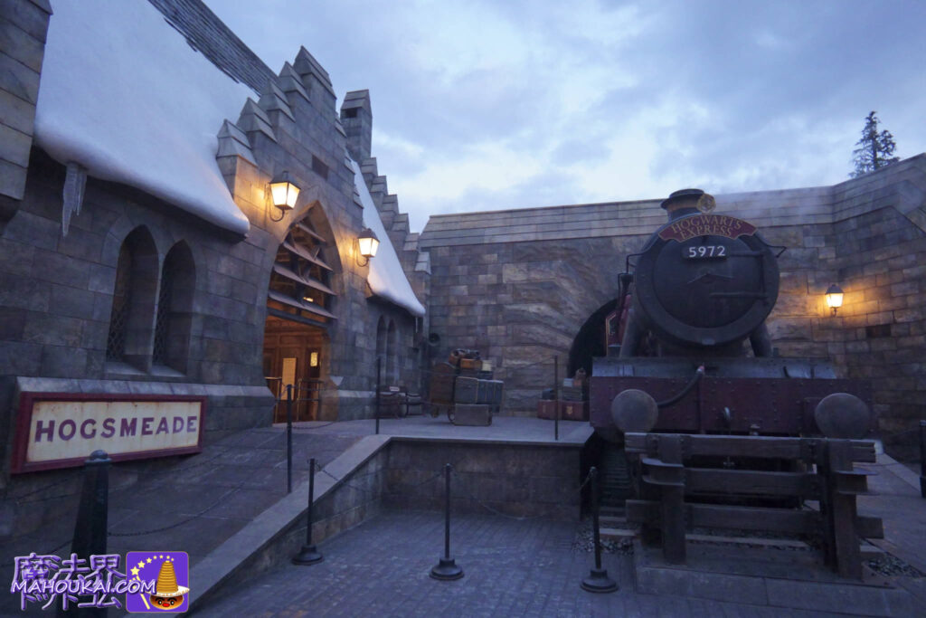 [Visitor attraction] Hogwarts Express steam locomotive USJ 'Harry Potter Area'.