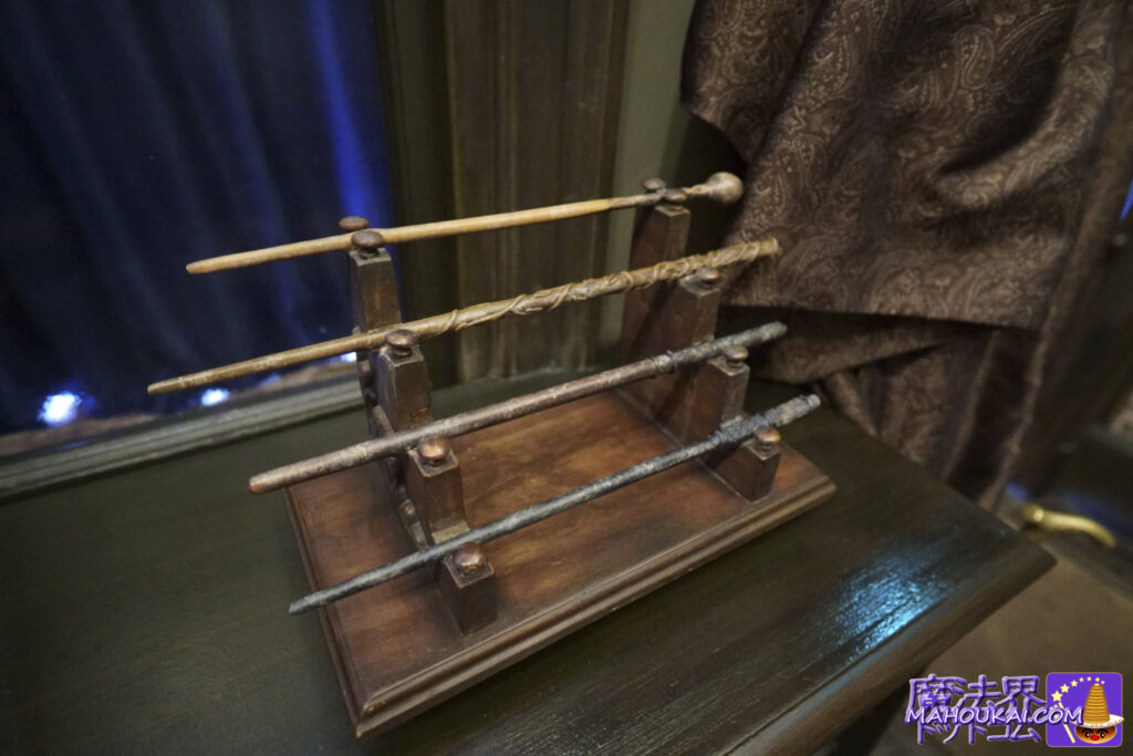 [Hidden spot] Four wizards' wands Attraction of choice for Ollivander's wand Remus Lupin's wand Hermione Granger's wand Draco Malfoy's wand Severus Snape's wand