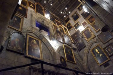 USJ 'Hogwarts Castle Walk' 'Harry Potter Area' Walking tour of the School of Witchcraft and Wizardry [part 2 of 3] 2/3 Moving portraits - Principal Dumbledore's office