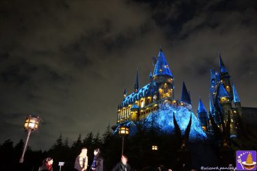 2. 'Hogwarts Magical Night - Winter Magic' Harry Potter Night Show and recommended viewing spots (USJ/Harry Potter Wizarding World) 10 Nov 2017 - 28 Feb 2018.