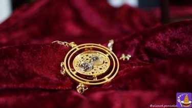 The Time Turner can send you back in time! But you need permission from the Ministry of Magic... (Harry Potter Goods Noble Collection)