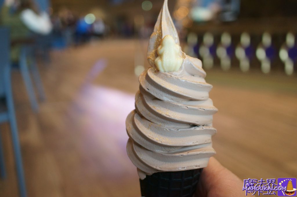ミルクチョコレートアイスクリーム4.95英£　カエル チョコレートカフェ　ワーナー・ブラザース 「ハリー・ポッター スタジオツアー ロンドン」イギリス