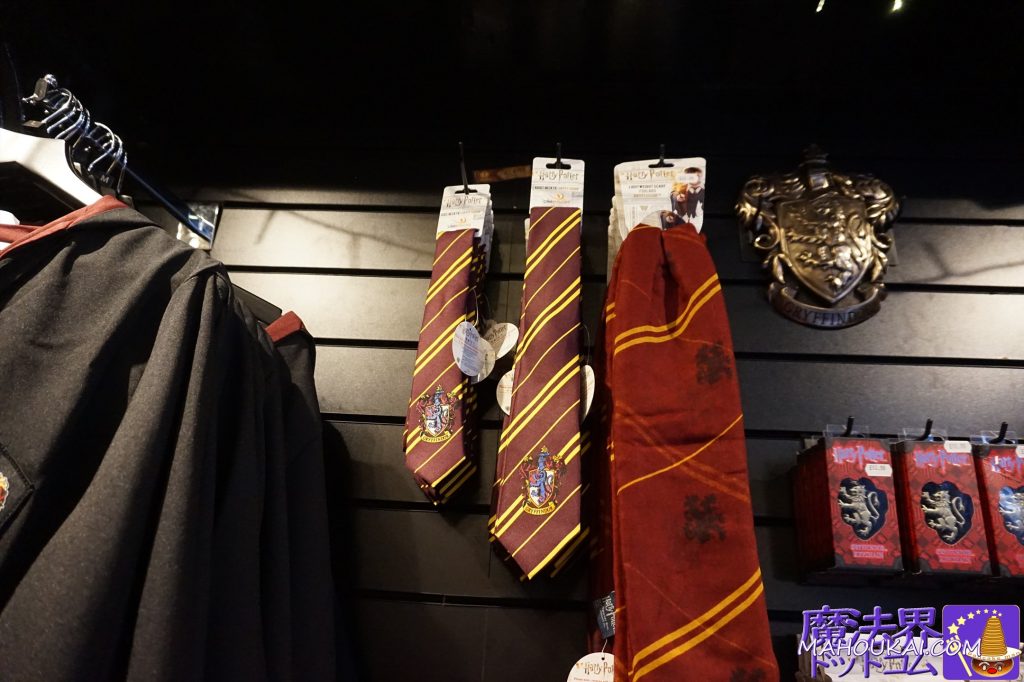 Ties and scarves Gryffindor New shop for Harry Potter merchandise! House of Spells, London/UK