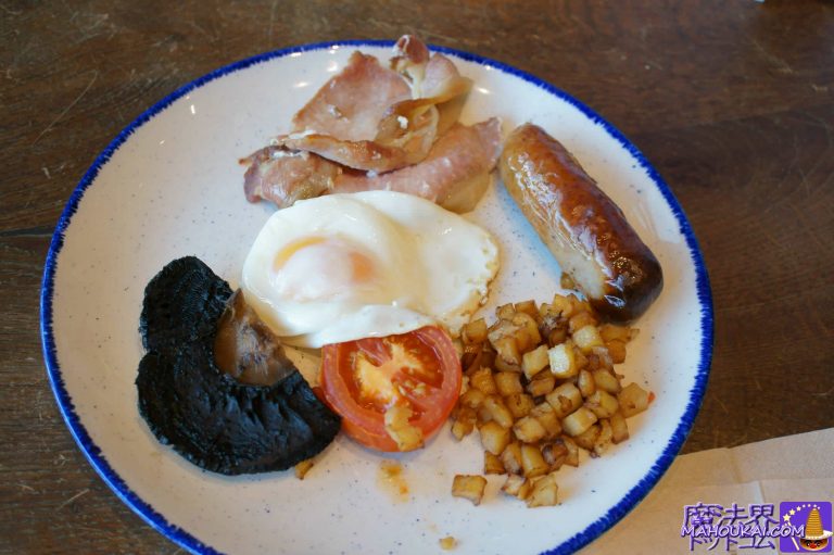 ull English Breakfast（フル イングリッシュ　ブレックファースト）9.50£の写真