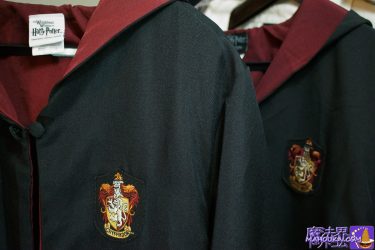 Harry Potter Studio Tour official robe purchase â- USJ "Harry Potter Area" official robe and comparison report｜London, Tokyo (former site of Toshimaen)