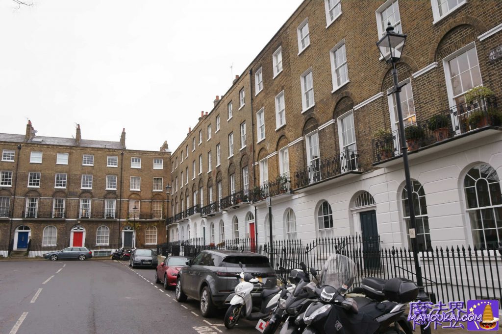 There are many flats in similar buildings around Claremont Square! Similar design buildings around Mazelton Square too!