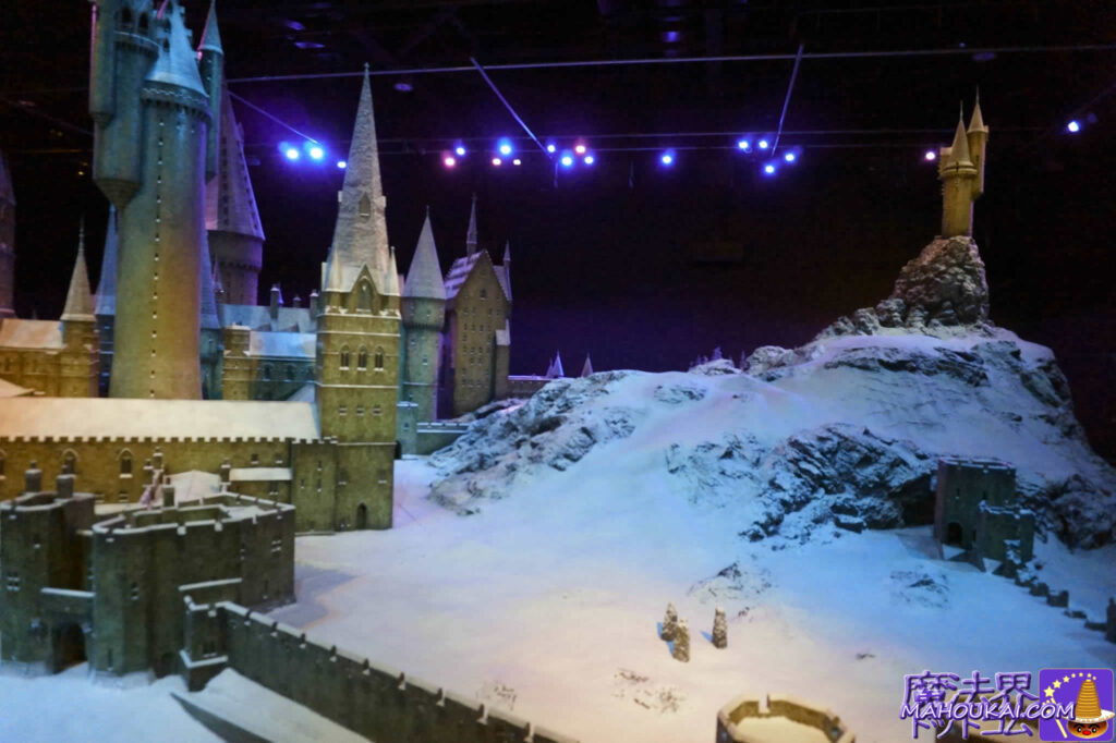 『ふくろう小屋』はホグワーツの敷地の端っこ ホグワーツ魔法魔術学校 映画撮影巨大模型セット　 ハリー・ポッター スタジオ ツアー ロンドン（イギリス）