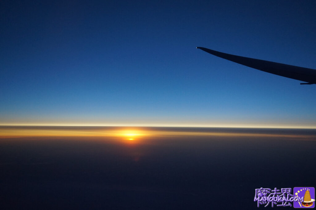 日本時間15:40　太陽が地平線の向こうへ落ちていこうとします。 ブリティッシュ エアウェイズ 関西空港 イギリス ハリー・ポッター旅行