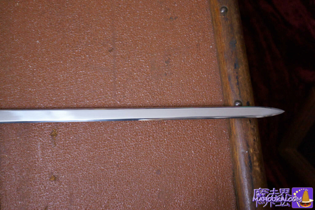 Godric Gryffindor's sword replica The noblecollection