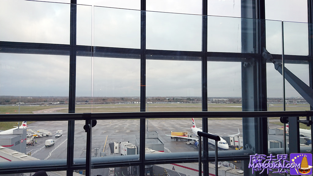 ヒースロー空港　第5ターミナル　カフェ・ネロの景色ハリー・ポッター イギリス旅行