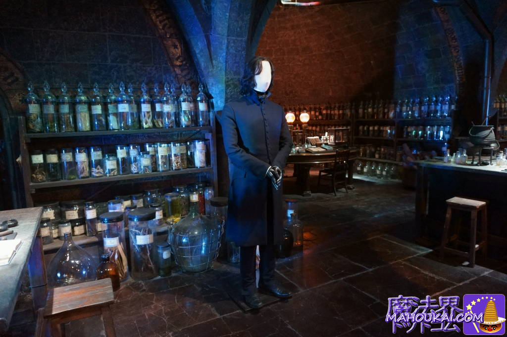 映画セット『魔法薬学の教室（POTIONS CLASSROOM）』詳細解説 ハリー・ポッター スタジオツアー ロンドン Harry Potter Studio Tour London