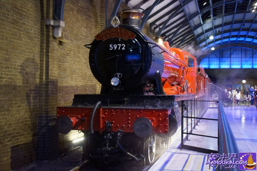 Red steam train, Hogwarts Express (Warner Bros Harry Potter Studio Tour - the real thing that actually ran).