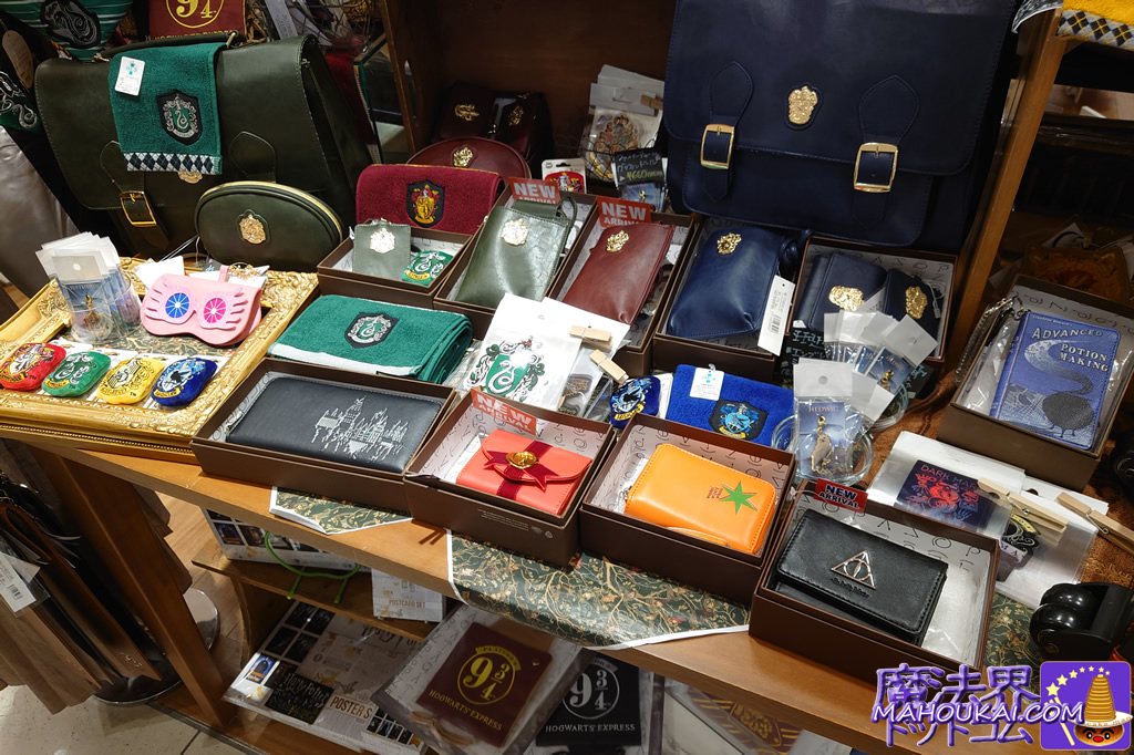 New wallets & key cases are also available! Abeno Cuse Mall