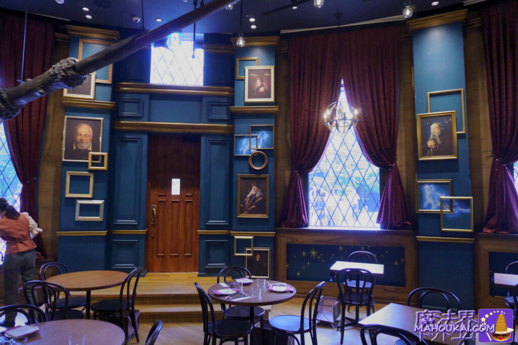 Lunch at Harry Potter Cafe Akasaka... Enjoy lunch and dessert with your fellow Harry Potter fans.