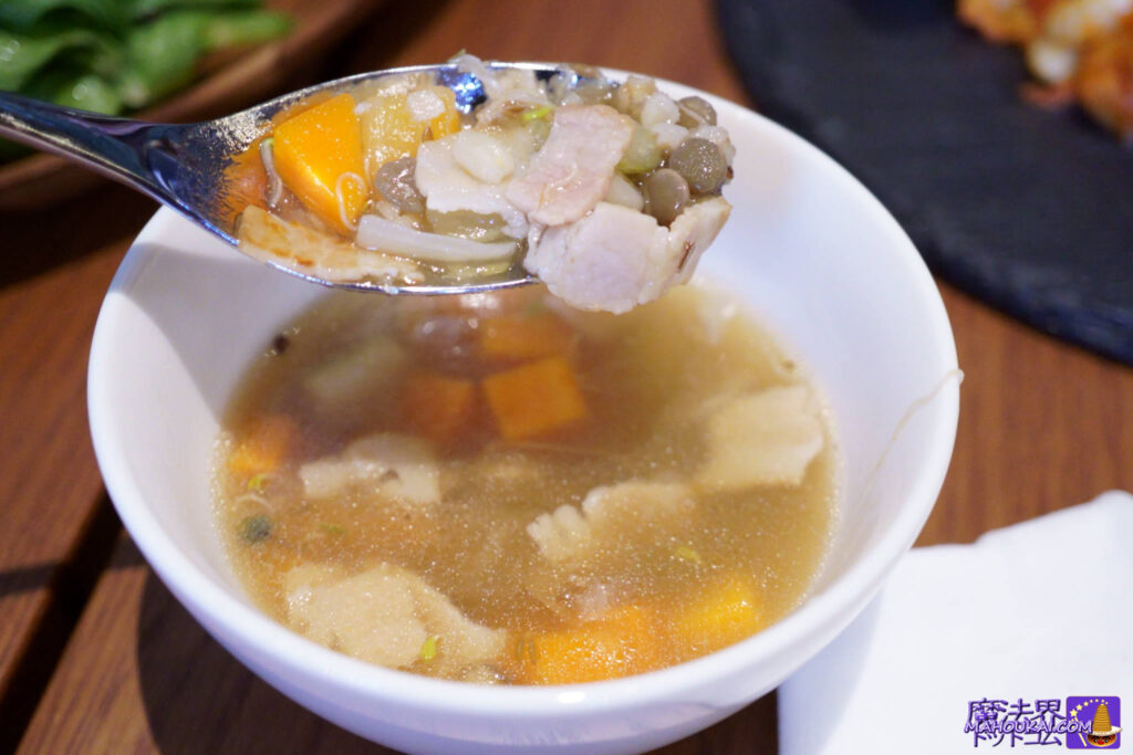 大釜で煮込んだスープ 【食レポ】ハリー・ポッター カフェ 赤坂 でコース ディナー♪ハリポタ仲間と 夜のお食事を楽しみました！　