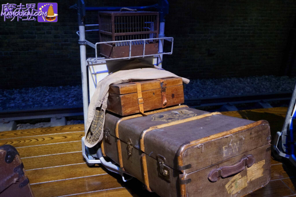 フレッド・ウィーズリーのカート｜ホグワーツトランクと荷物　ハリー・ポッター スタジオ ツアー ロンドン（イギリス）