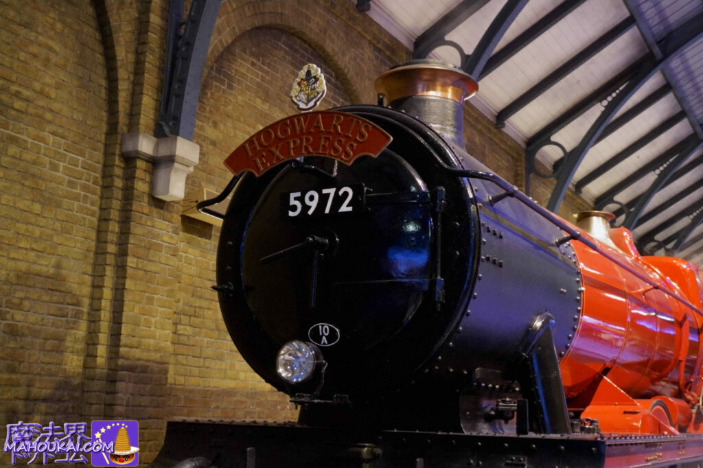 Detailed report] Platforms 9 and 3/4, luggage carts and Hogwarts boots ｜King's Cross Station recreated film set Harry Potter Studio Tour London, United Kingdom
