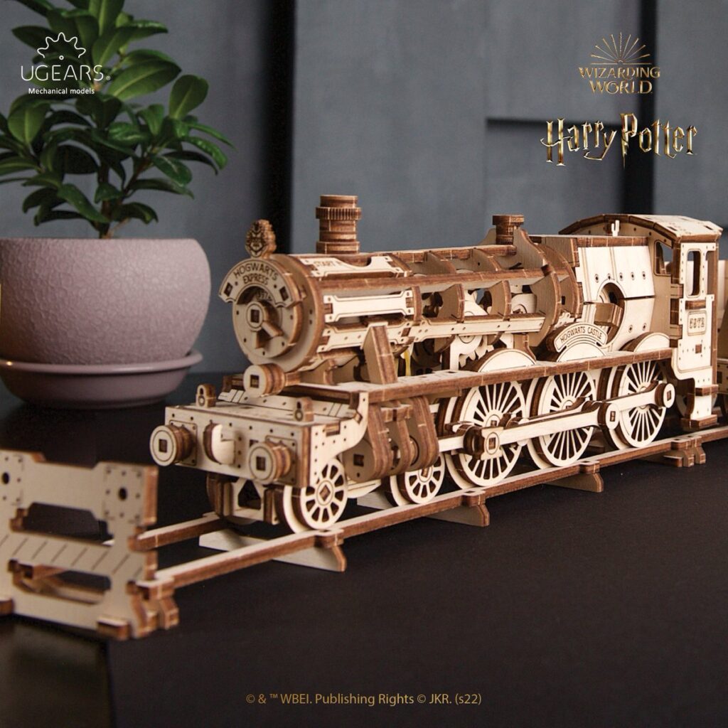 木製3D組立模型 Ugears ホグワーツ特急 Hogwarts Express