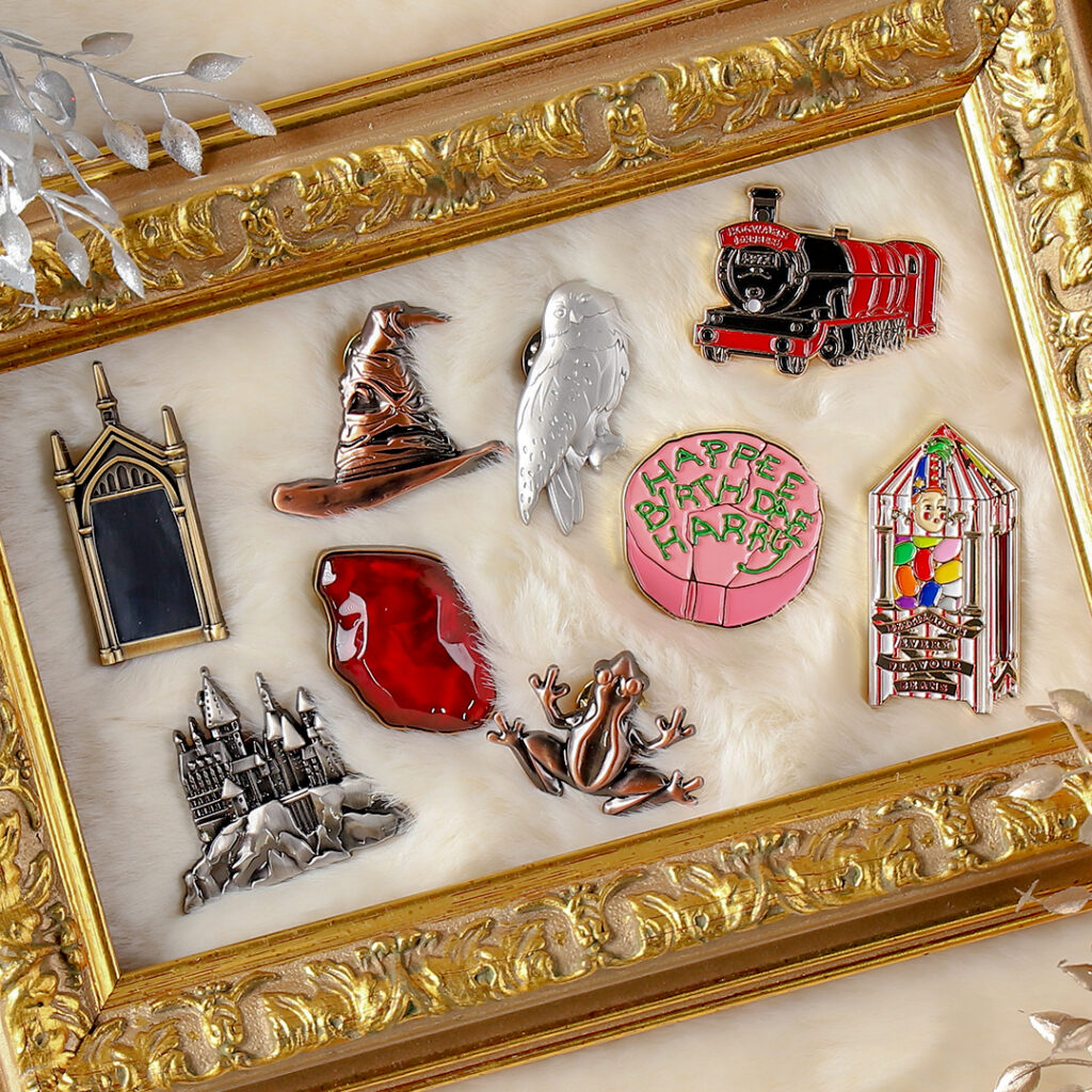 [New product] Mahoudokoro 'Harry Potter and the Philosopher's Stone Emblem Pins Collection' launched on 23 December 2022.