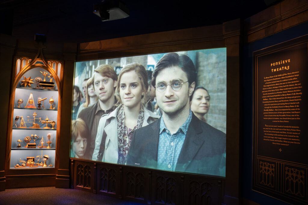 Harry Potter Exhibition（ハリー・ポッター展）フランス パリ会場「Paris Expo Porte de Versailles」開催 2023年4月21日～10月1日