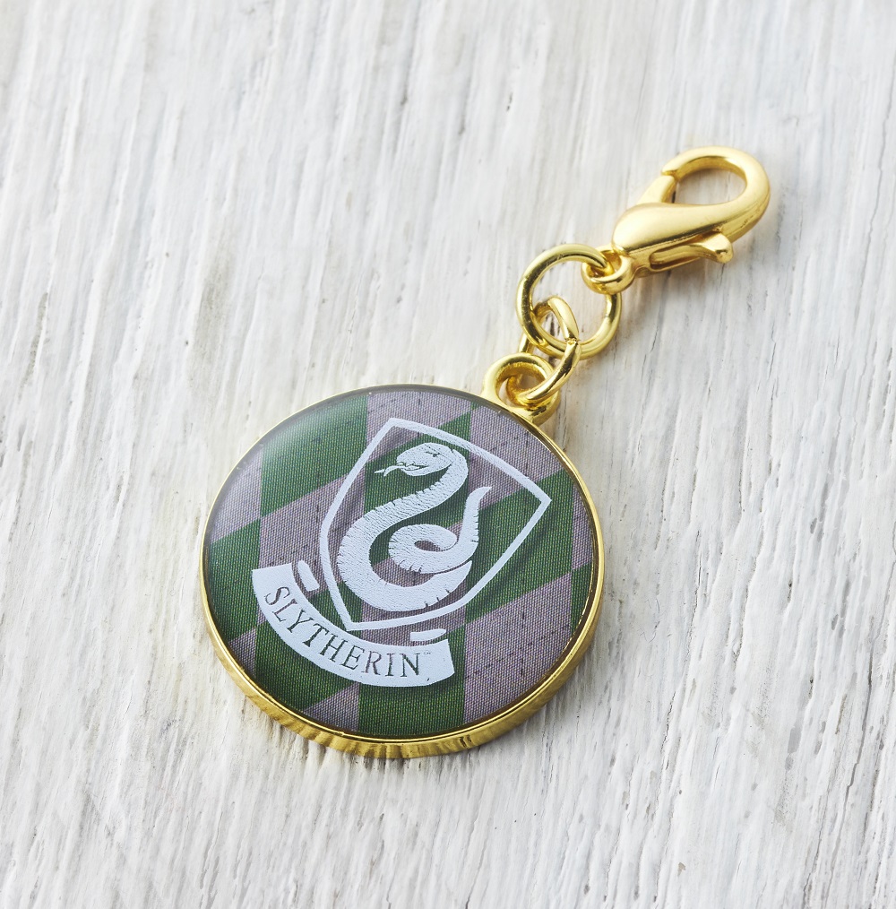 Slytherin dormitory charms (Tully's) Tully's Coffee x Harry Potter collaboration drinks and merchandise from 7 Jun 2023 (Wednesday)