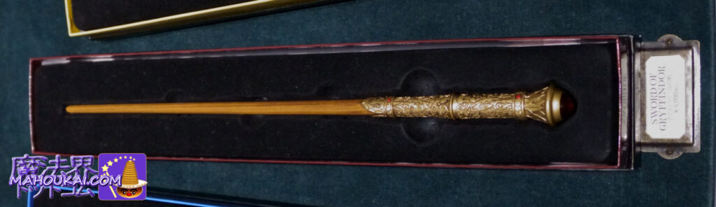 Gryffindor sword wand (motif Wand) 'Harry Potter Studio Tour Tokyo' (former Toshimaen) merchandise shop.