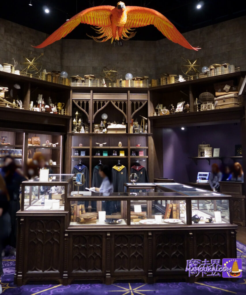 Hogwarts Admission Envelope Customised accessories available on the Noble Collection & Accessories floor â- Harry Potter Studio Tour Tokyo (Toshimaen site) merchandise.