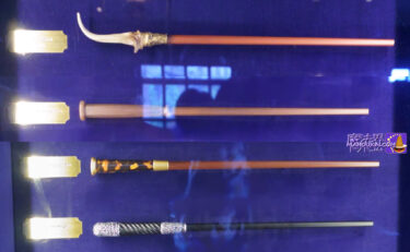New Magical Wands] USJ Theseus Scamander's wand, Tina Goldstein's wand, Nicholas Flamel's wand and Rita Lestrange's wand on sale Harry Potter area Oct 2023.