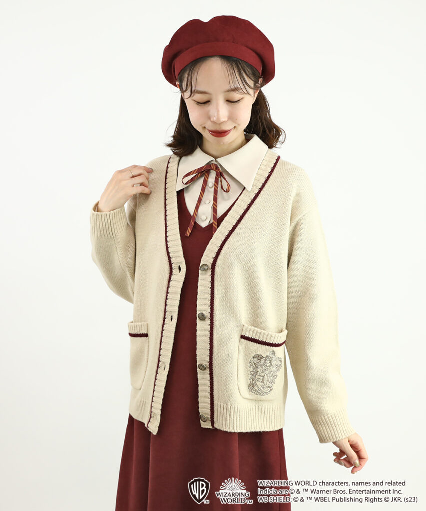 Cardigan with line Gryffindor F i.n.t x Harry Potter Hogwarts-style 'dress', 'cardigan' and 'beret' â