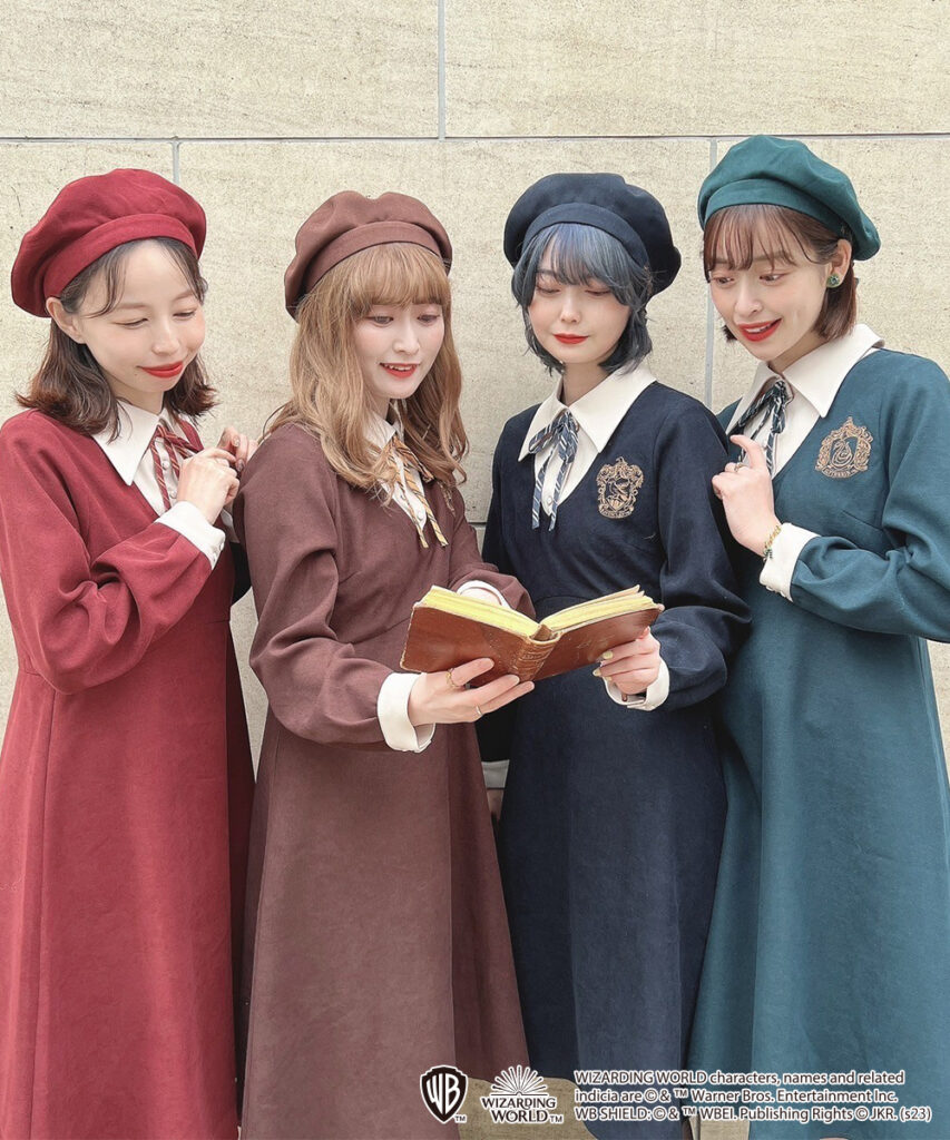 Hogwarts School of Witchcraft and Wizardry uniform-style dress｜Cleric yoke switching dress F i.n.t x Harry Potter Hogwarts-style 'dress', 'cardigan' and 'beret' â