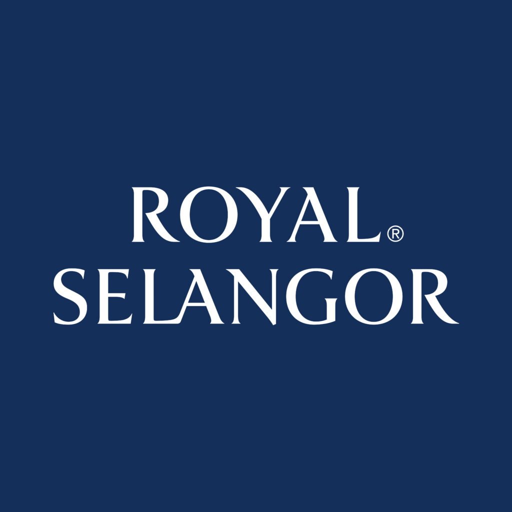 What is Royal Selangor Tokyo Comic-Con 2023 New 'Harry Potter' Royal Selangor â Warner 100th Anniversary DC booth.