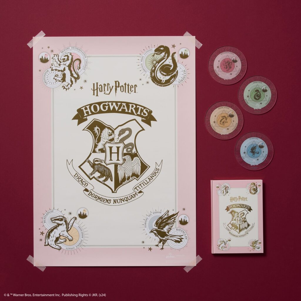 Afternoon Tea Living 'Harry Potter' first collaboration goods! Cushions, pouches and more on sale from 8 Mar 2024 (Fri)