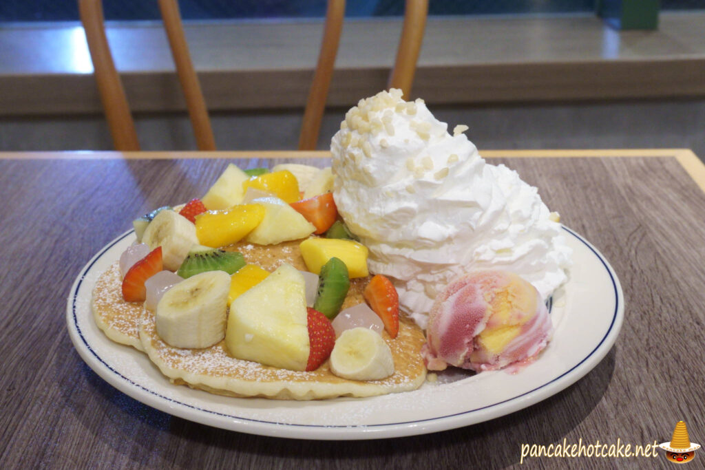 おまけ 前日に食べたエッグスンシングスのパンケーキ