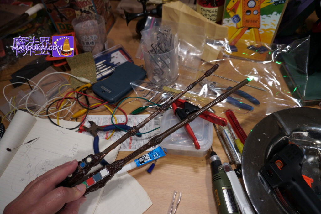 光る杖 DIY第二弾!ニワトコの杖で赤色青色緑色を発光!ハリポタ工作