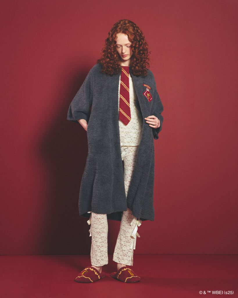 【新製品】SNIDEL HOME(スナイデル ホーム)」× Harry Potter(ハリー・ポッター) ニットウェアやローブ風ニットガウンなど新アイテムが登場♪2025年11月1日(土)~