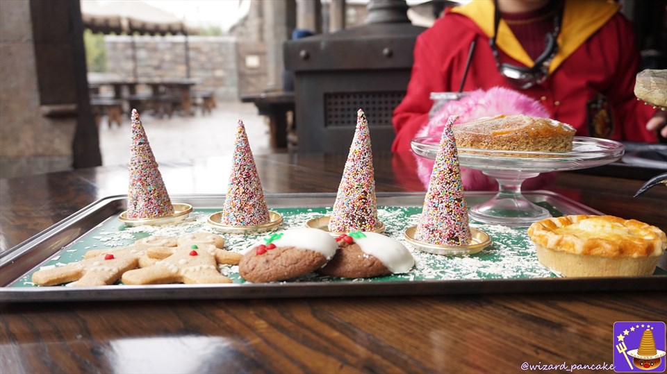 The Three Broomsticks Winter Limited Christmas Dessert Feast Â (USJ "Harry Potter Area")