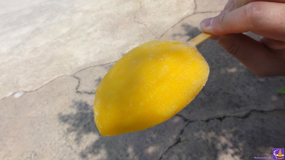 夏の暑いホグズミード村は冷凍果実パインアップル＆マンゴーで涼しく美味しく過ごそう♪（USJ「ハリー・ポッター エリア」