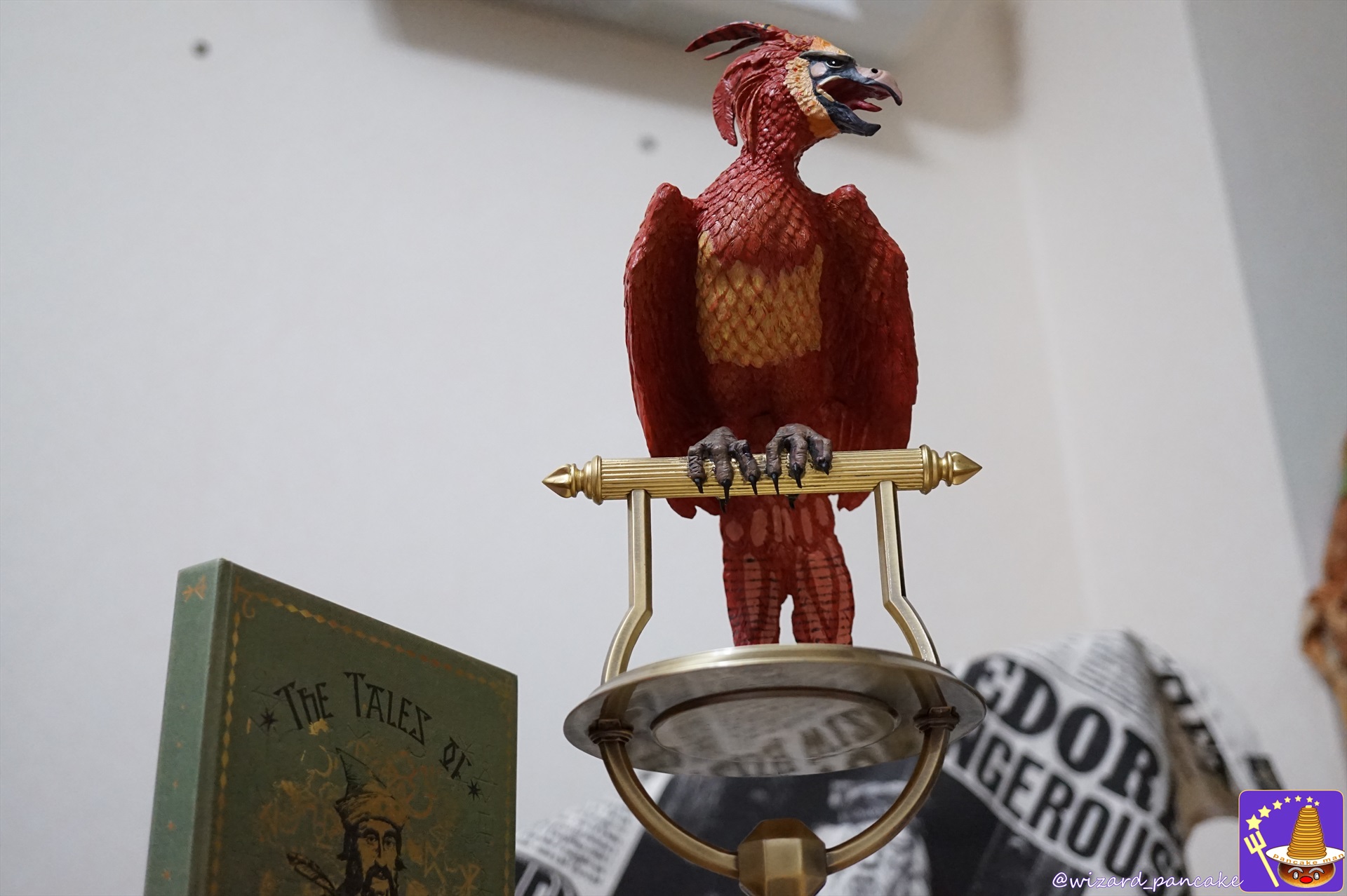 不死鳥フォークスがやって来た♪ダンブルドア校長のペット ミニチュア レプリカ ノーブル コレクション（Fawkes the Phoenix