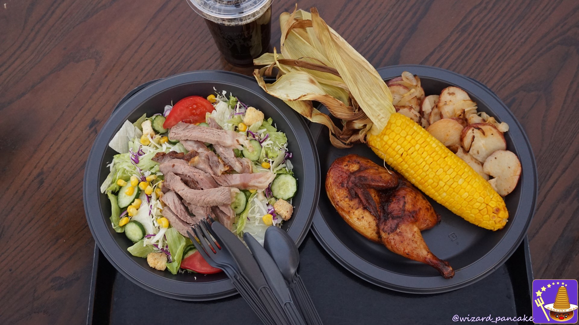 Roast beef & salad, smoked chicken Restaurant Three Broomsticks USJ 'Harry Potter Area'